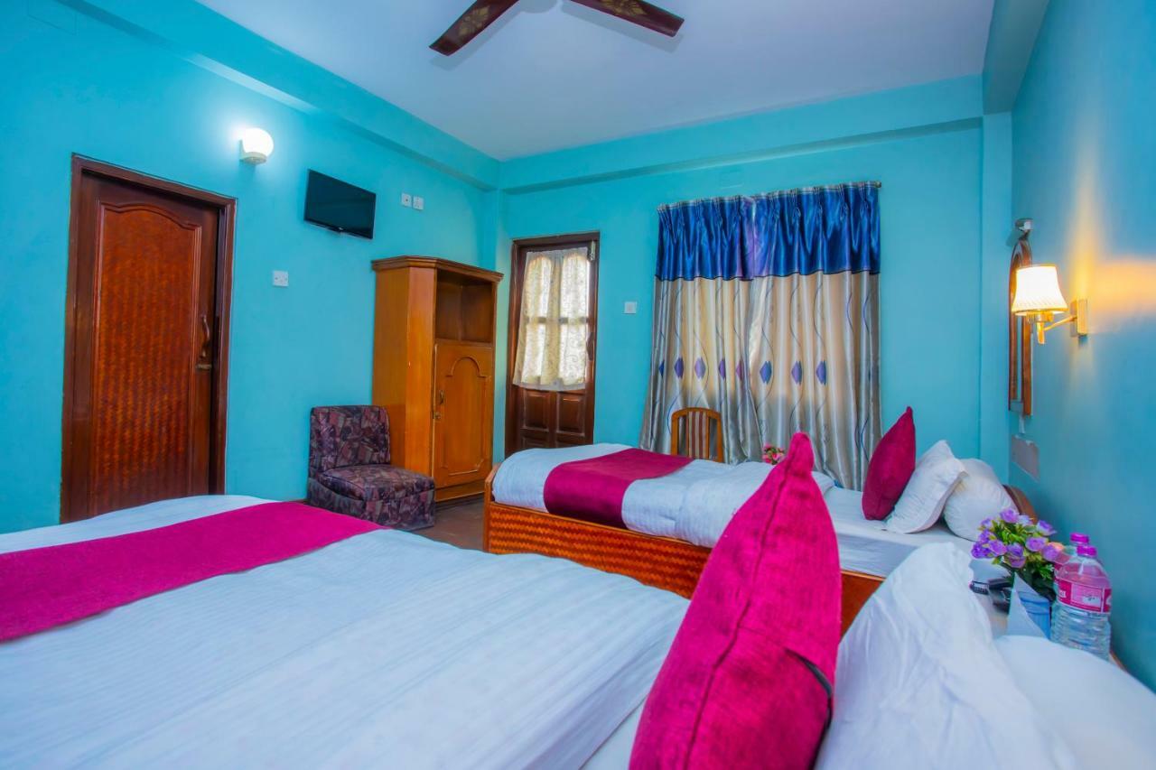 Spot On 445 New Hotel Natureland Pokhara Exterior photo